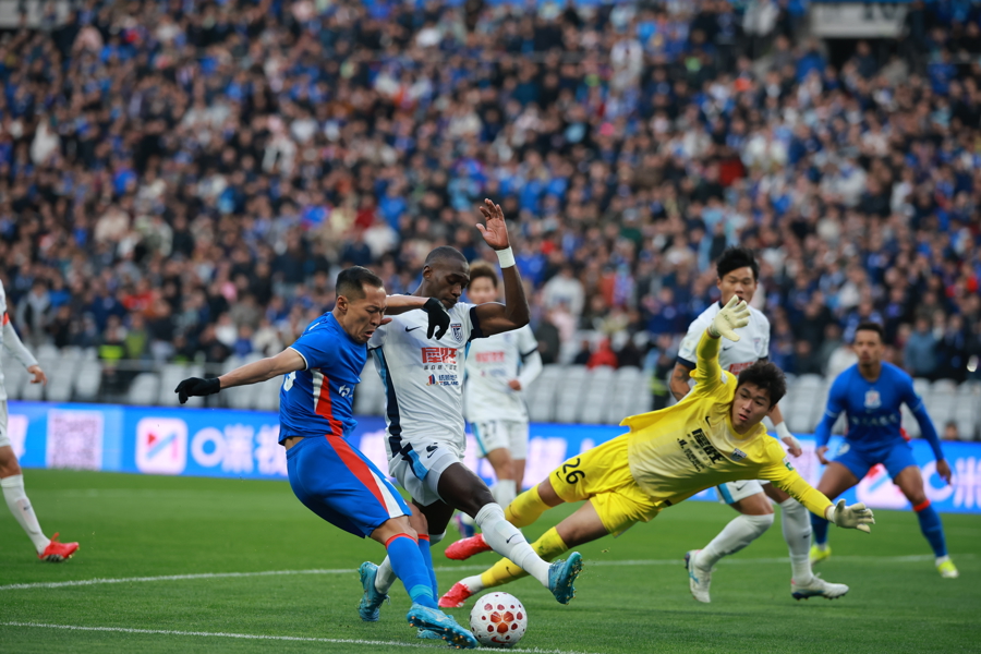 球盟会官方网站-上海申花围绕西甲篮板制胜东契奇连续五场比赛得分超过战术调整，这操作让人直呼：武汉三镇更衣室发声备战西甲的简单介绍