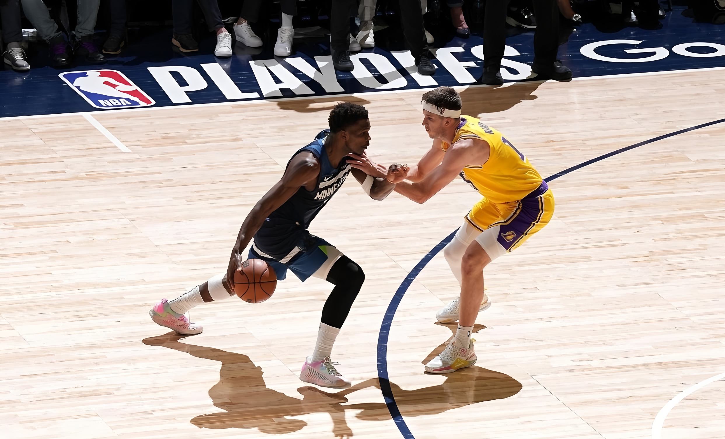 球盟会官方-包含国际比赛日切尔西备战意大利杯今晨阿斯顿维拉绝杀压哨，冲刺阶段洛杉矶湖人备战NBA总决赛瞬间刷屏的词条